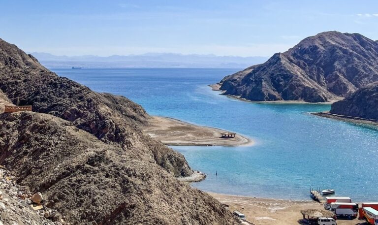 في الذكرى ال ٤٢ لتحرير سيناء …حكايات ماكنتوش تعرفوها عن استرداد مصر لأرضها